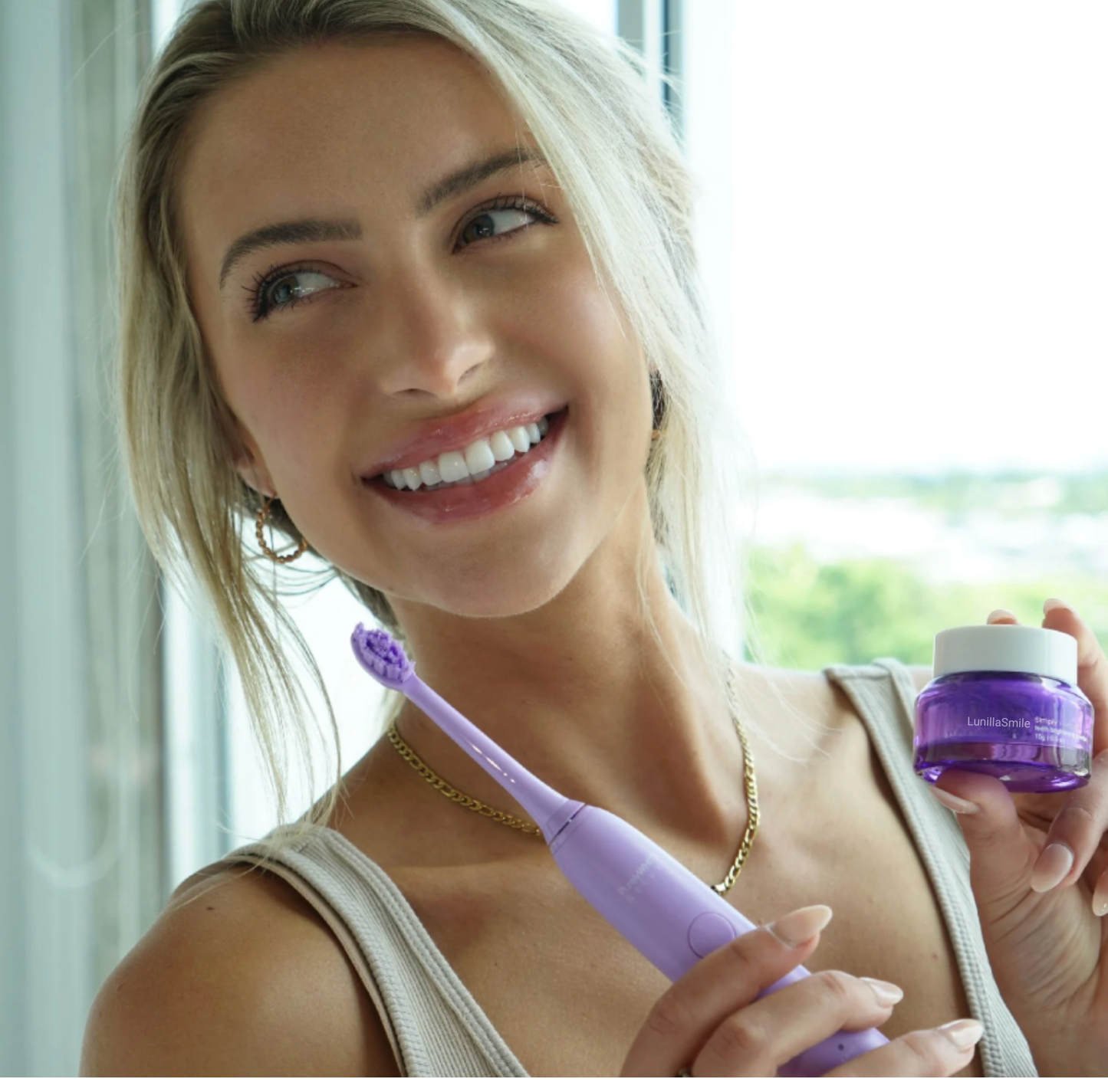 Lunilla Smile™ Teeth Brightening Powder